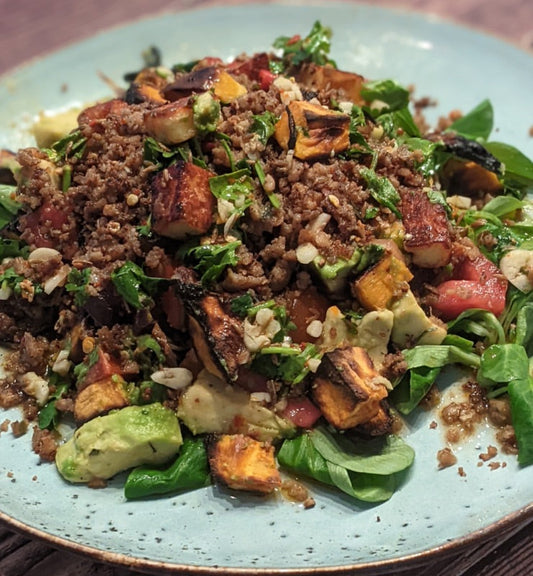 Argentinischer Sommersalat mit Hack Allerlei & Chimichurri-Dressing