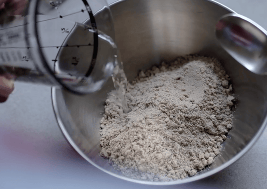 Vegane Premiere: Erste Kostproben des möhrengrün Hack-Allerlei im Test bei Kunden